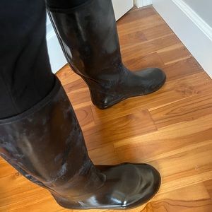 Packable travel rain boots by Baffin